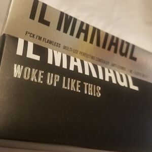 ILM Woke Up Flawless Duo